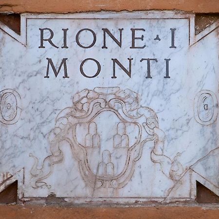 Vacanze Romane Colosseo Apartment Luaran gambar