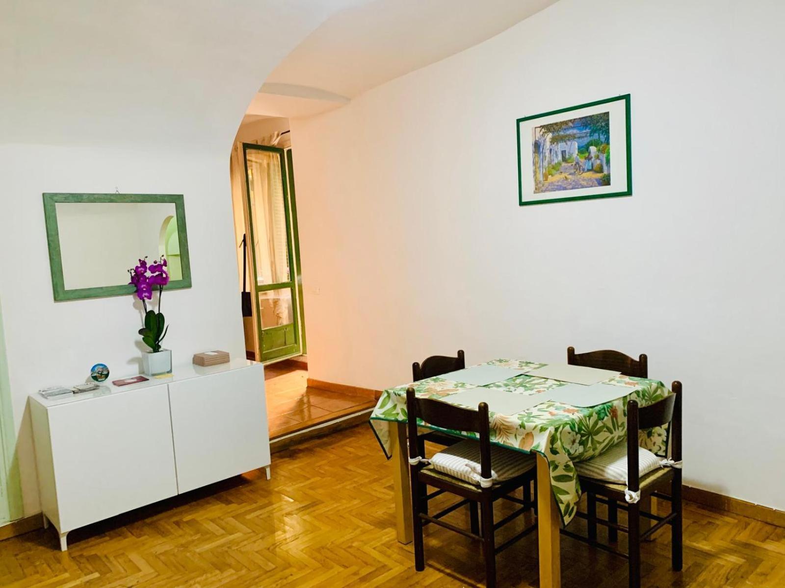 Vacanze Romane Colosseo Apartment Luaran gambar